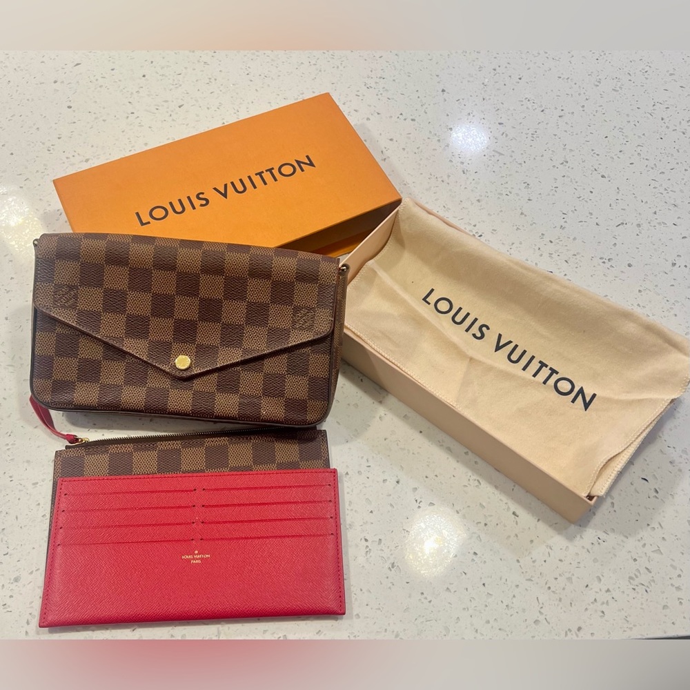 Louis Vuitton purse